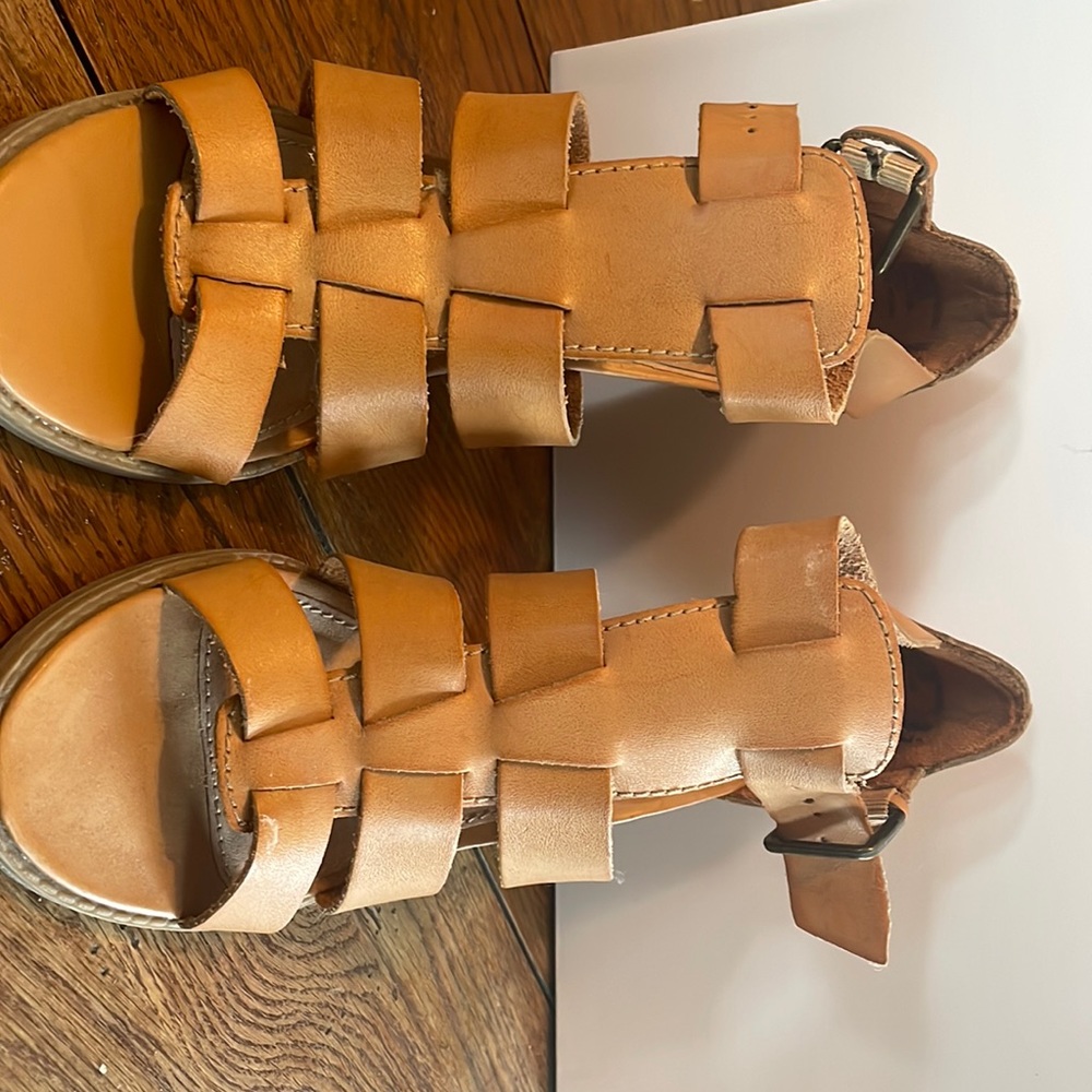 Ta bongo strappy sandals